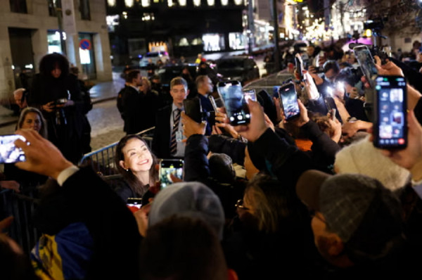 Pas gati një viti në fshehje  fituesja venezueliane e çmimit Nobel për Paqe përshëndet turmat në Oslo