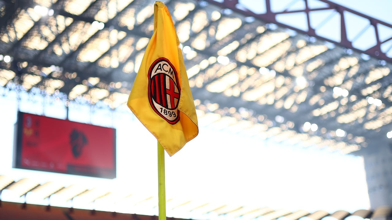 Frikë në  San Siro   stadiumi ku tifozët shpesh nuk ja dalin ta shohin ndeshjen