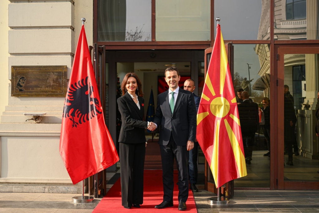 Spiropali në Shkup  Respektimi i shqipes  identitetit etnik dhe përfaqësimi i drejtë janë detyrime që duhet zbatuar plotësisht