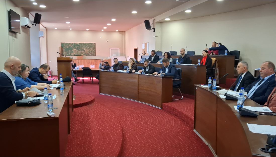 VMRO dhe VLEN larg marrëveshjes për qeverisje në Komunën e Strugës