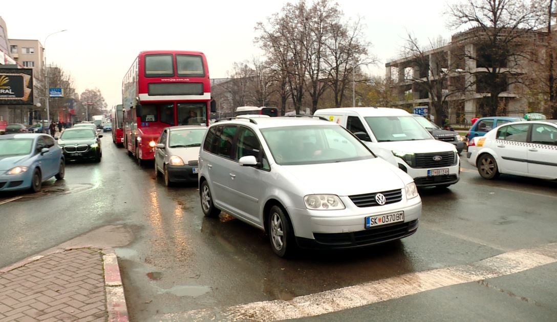 Qytetarët nuk i kanë marrë seriozisht paralajmërimet për shkelje në komunikacion