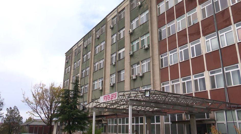 Prilep  Arkëtari kryesor i spitalit i dyshuar për përvetësim mbi 15 milionë denarë nga pacientët