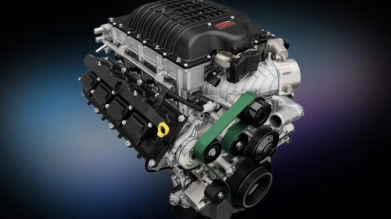 amerikanet-rikthyen-ne-prodhim-motorin-v8-me-1000-kuaj-fuqi