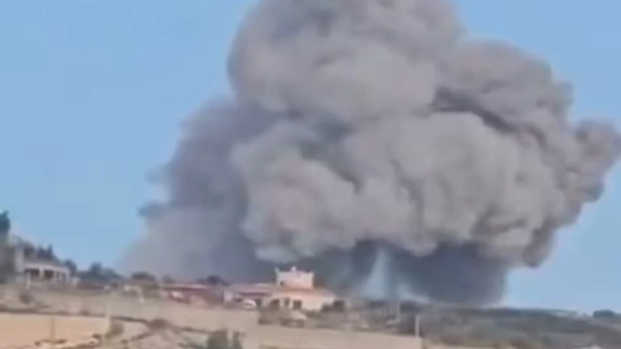 Izraeli sërish sulmon objektet e Hezbollahut në Liban