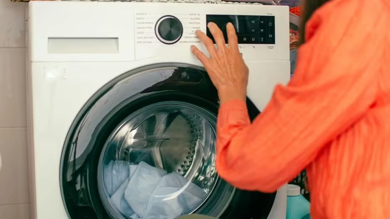 lani-rrobat-ne-kete-cikel-nese-nuk-deshironi-qe-t-ju-hiqet-ngjyra