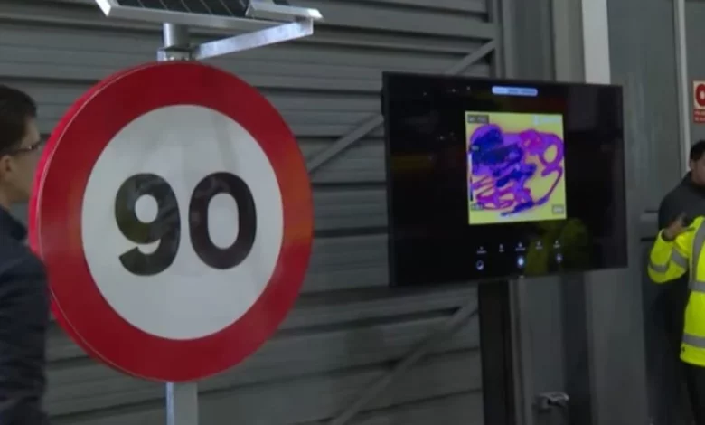 V Európe sa už testujú vyhrievané značky, ktoré by mohli stáť až 13 500 €/kus. Oplatí sa takáto smart značka, ktorá môže byť aj stokrát drahšia ako bežná?