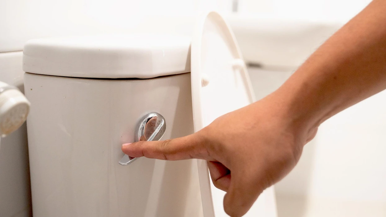 Shmangni riparimet e kushtueshme  nuk duhet t i hidhni kurrë këto gjëra në tualet