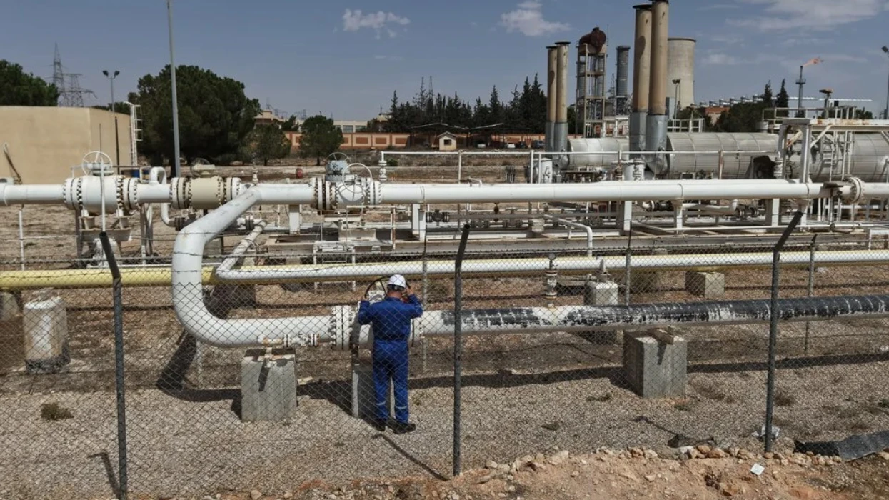 Siria dhe Arabia Saudite nënshkruajnë marrëveshje për naftë dhe gaz