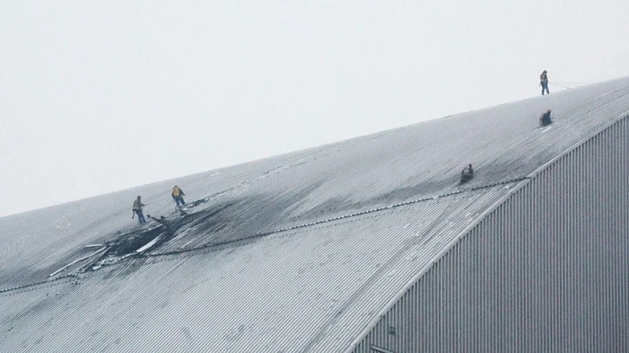 Dëmtohet mburoja mbrojtëse e centralit bërthamor të Çernobilit