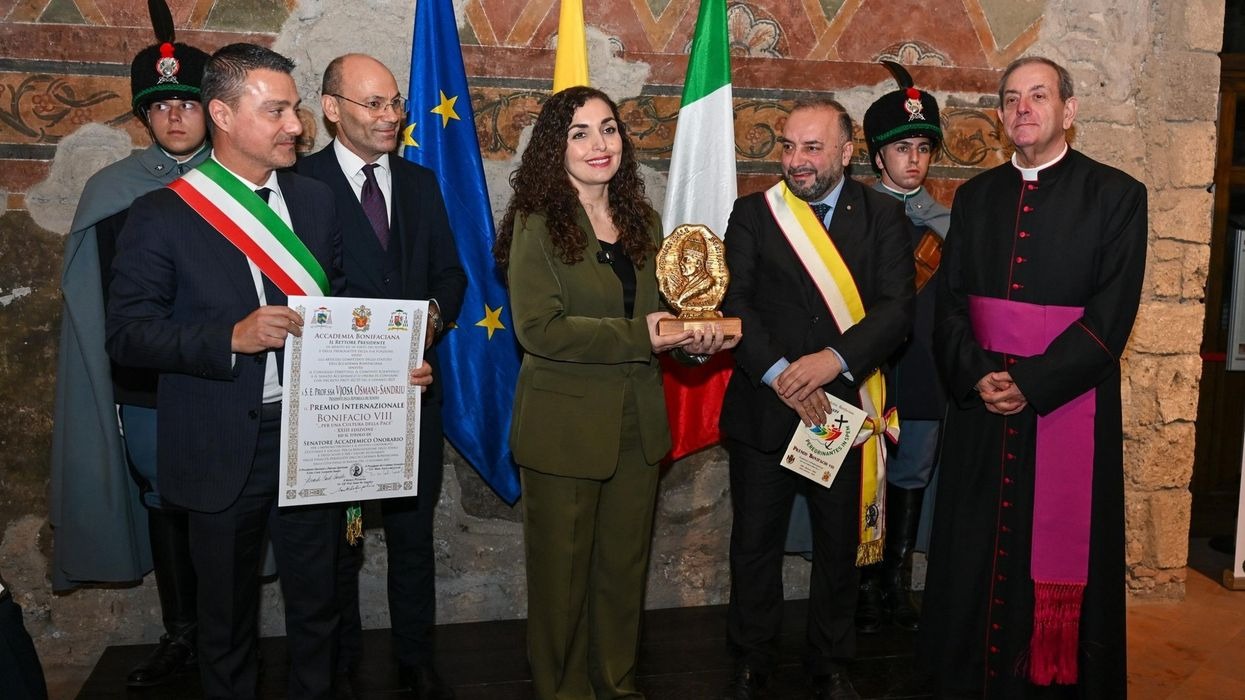 Në Vatikan  Osmani vlerësohet me Çmimin  Bonifacio VIII  për kontributin në paqe