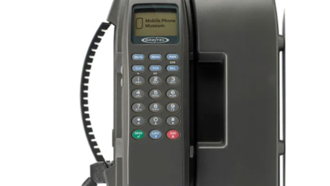 Kronologjia  33 vjet më parë  u dërgua mesazhi i parë SMS