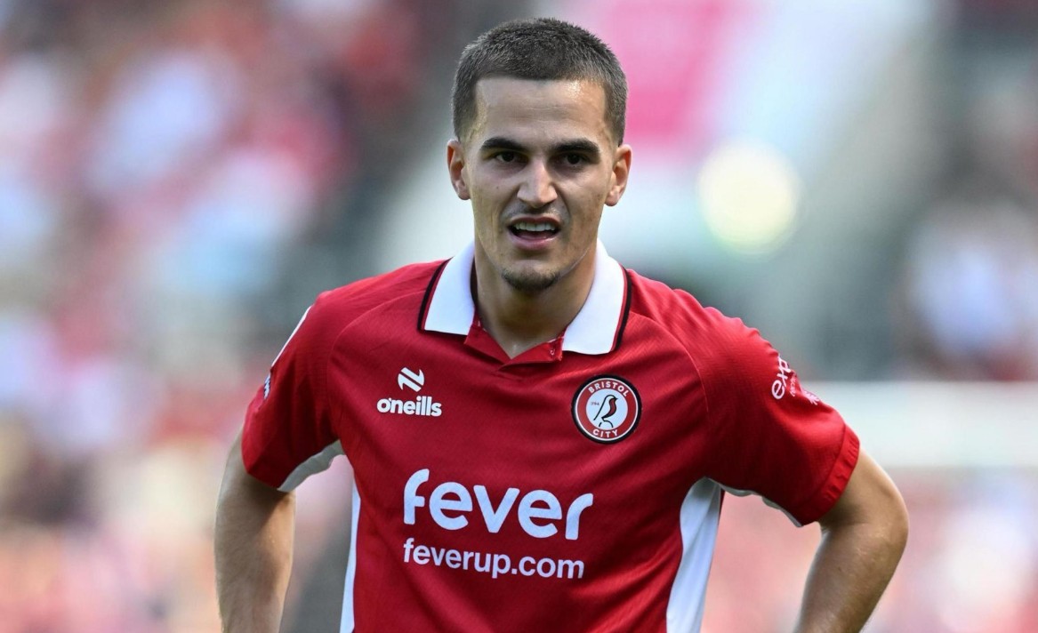 anis-mehmeti-kerkohet-nga-skuadra-e-premier-liges