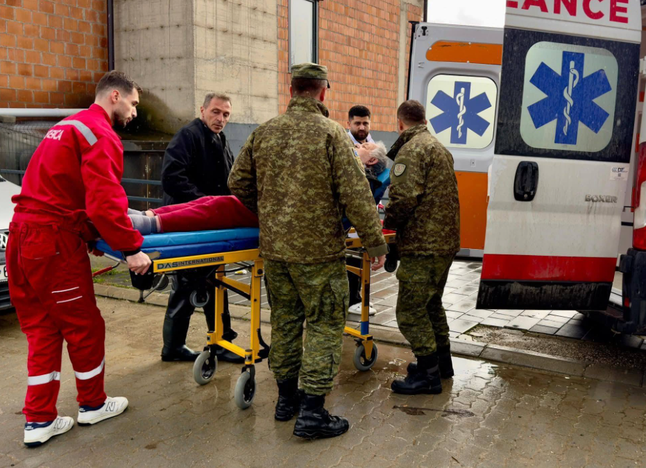 VËRSHIMET KOSOVË   FSK ka ngritur nivelin e gatishmërisë së njësive të saj për të mbështetur Autoritetet Civile në menaxhimin e situatës