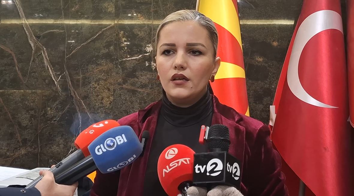 Të gjitha vendvotimet në Gostivar janë hapur me kohë  procesi i votimit zhvillohet pa pengesa