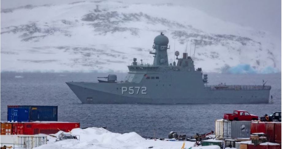 NATO shqyrton krijimin e  Rojës së Arktikut  për t i zbutur tensionet SHBA Danimarkë për Grenlandën