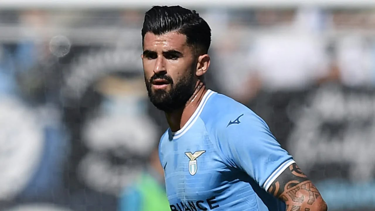 E ardhmja e Hysajt te Lazio shpëton momentalisht  mbrojtës i Kombëtares shqiptare mund të rikthehet në ekip me bardhekaltrit