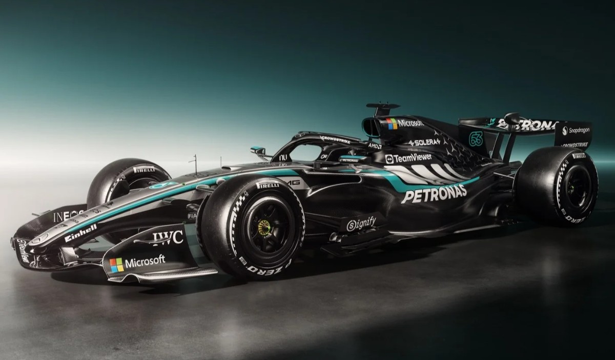 Prezantojnë makinën e re dhe nisin menjëherë testet në Silverstoun