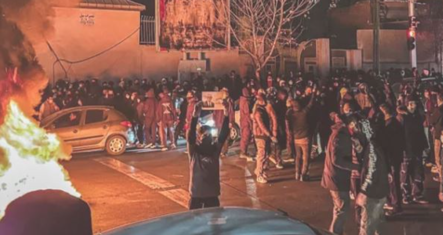 Iran  familjarët e viktimave  Autoritetet po kërkojnë shuma të mëdha parash për t u kthyer trupat e të afërmve të tyre