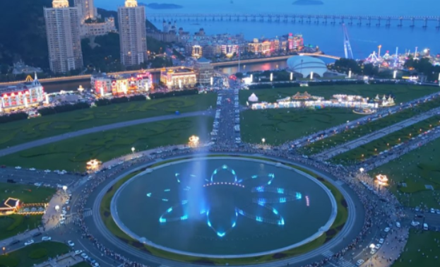 Sheshi më i madh në botë   është aq i madh sa nuk mund ta shohësh nga njëri skaj në tjetrin