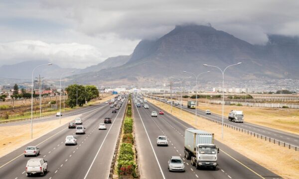 rruga-me-e-gjate-e-afrikes-shtrihet-ne-10-vende-dhe-10-230-km-lista-e-plote