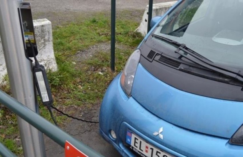 96-e-makinave-te-shituara-ne-2025-ne-norvegji-ishin-elektrike