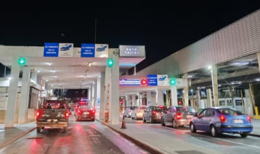 Bllokadat e  Evzonit  do të zgjasin më shumë nga sot