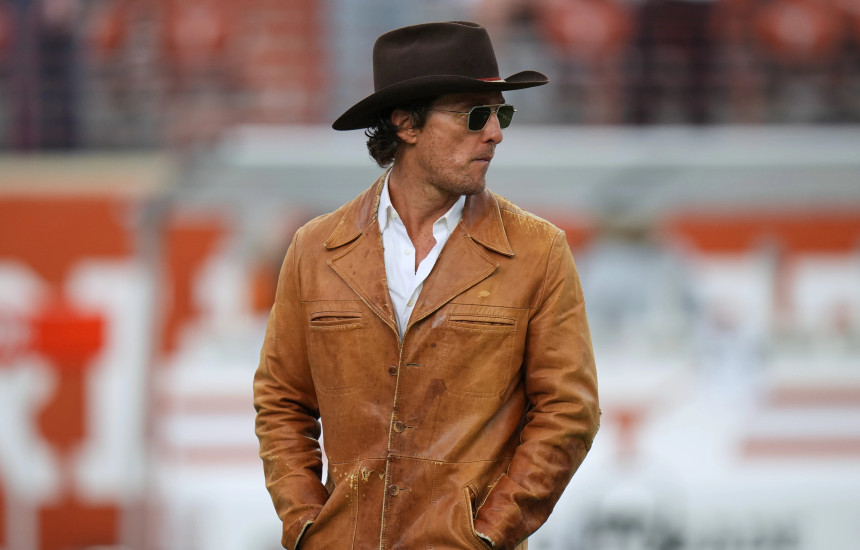 Matthew McConaughey patenton frazën  Alright  alright  alright 