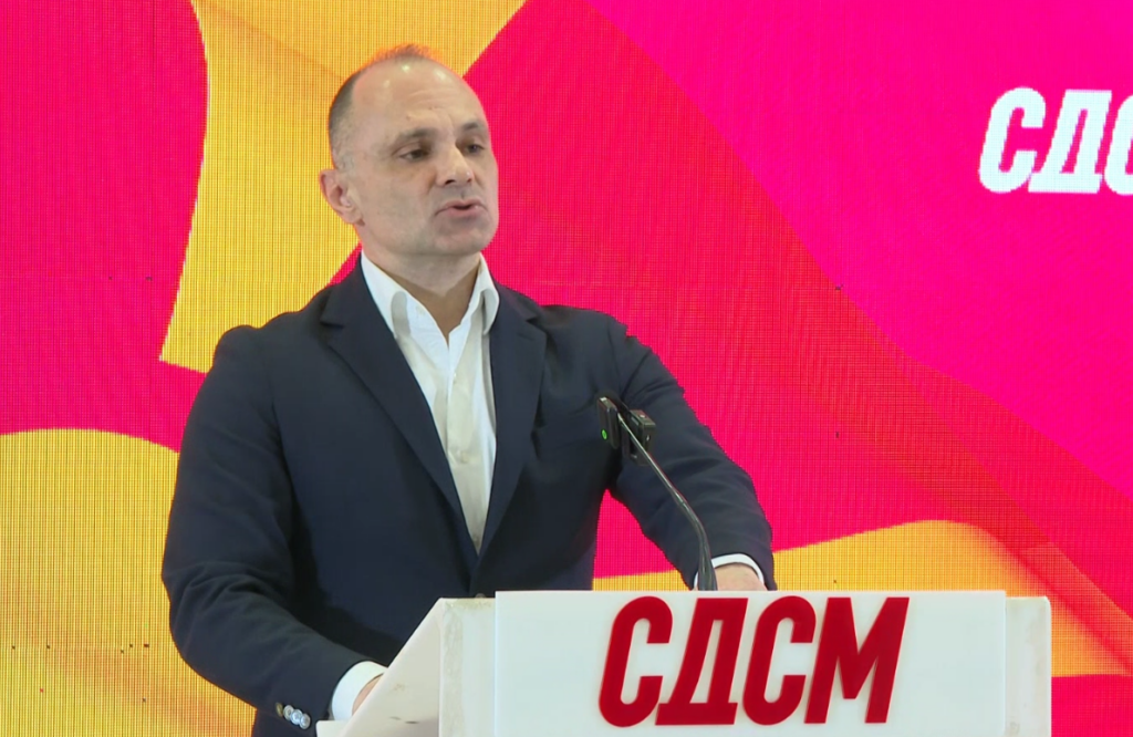 Filipçe  Takimi i liderëve nuk prodhoi asnjë zgjidhje për problemet kyçe me të cilat përballet shteti