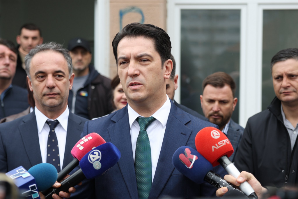 Provimi i jurisprudencës  Sali  Bëhet fjalë për defekt ligjorë  ministria të respektoj Kushtetutën