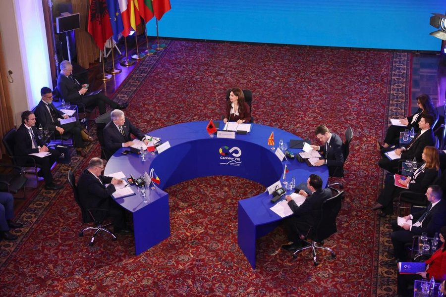 Ministeriali i Tiranës për Korridorin VIII  Spiropali  Aset strategjik për ndërlidhjen dhe sigurinë europiane