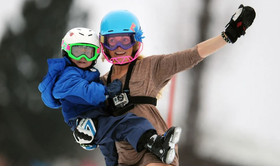 Milano  nënë e bir bëjnë histori  garojnë njëkohësisht në Lojërat Olimpike