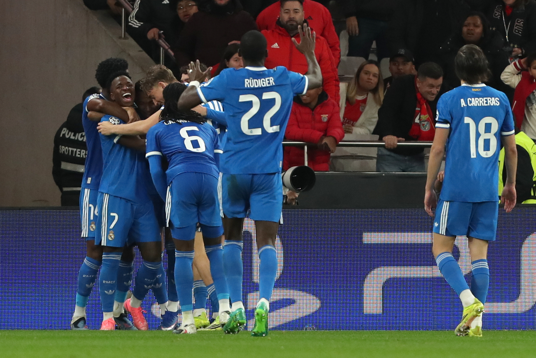 dalin-pamje-te-reja-vinicius-provokon-rudiger-tregon-klasin