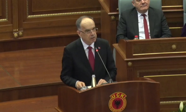 Begaj nga Kuvendi i Kosovës  Liria ka emër dhe meriton drejtësi  Shqipëria është me UÇK në