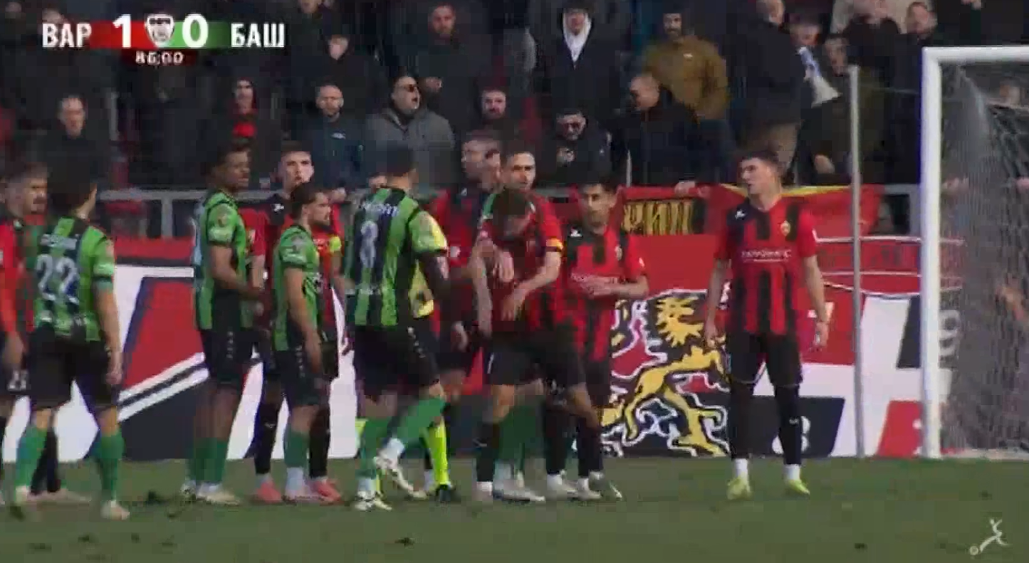 Skandal në derbin Bashkimi Vardari  Thirrje raciste  karton i kuq i kontestuar dhe reagime të ashpra