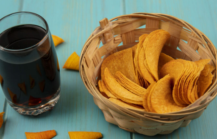 Këto ushqime dobësojnë imunitetin  Ja çfarë duhet të kufizoni nëse doni mbrojtje më të fortë kundër viruseve