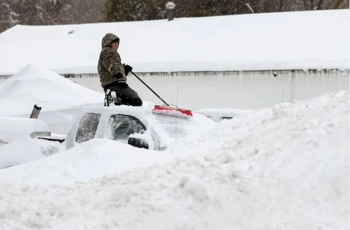 Anulohen mbi 2 000 fluturime në SHBA  shkak stuhia e borës