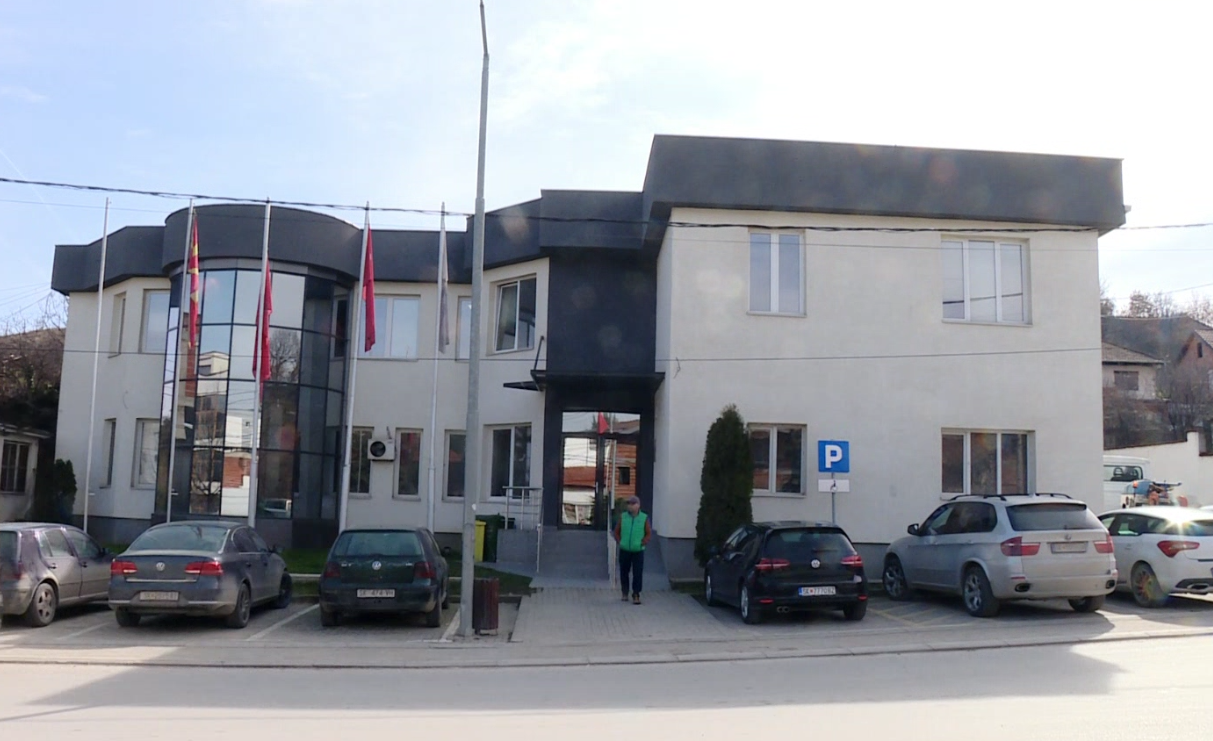 Në vend 303 milionë denarë  Komuna e Studeniçanit ka marrë 245 milionë denarë bllok dotacione nga Ministria e Arsimit