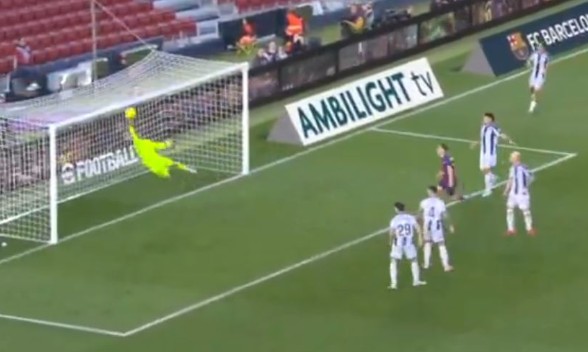 VIDEO   Pritja e vitit në ndeshjen Barcelona   Levante  