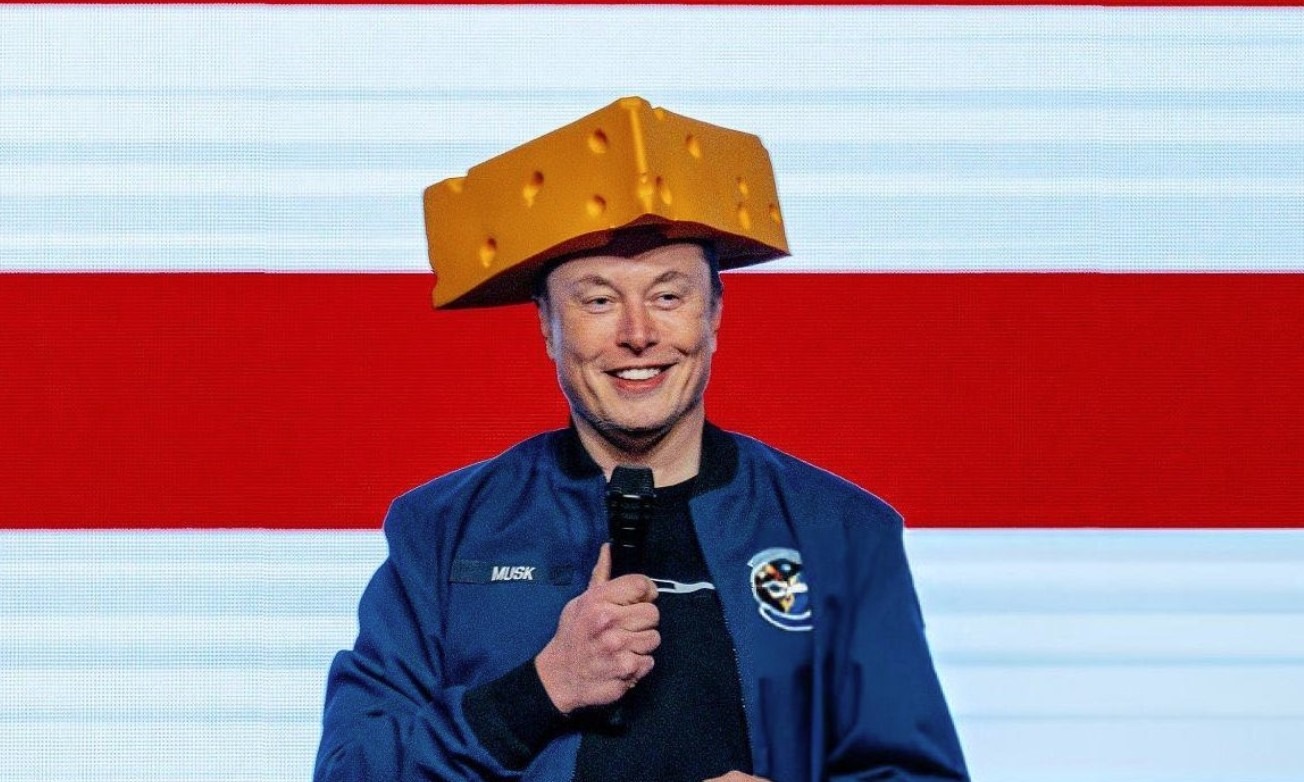 Musk dëshiron të vendosë miliona satelitë në orbitën e ulët të Tokës