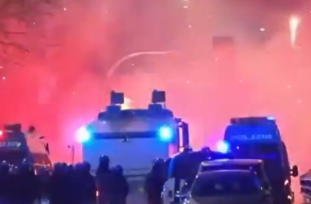 protesta-kunder-lojerave-olimpike-ne-milano-protestuesit-hodhen-objekte-te-ndryshme-drejt-policise