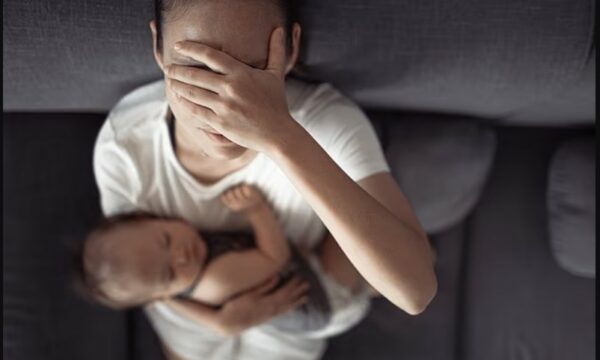 stresi-i-nenes-dhe-rreziku-per-autizem-te-femijet