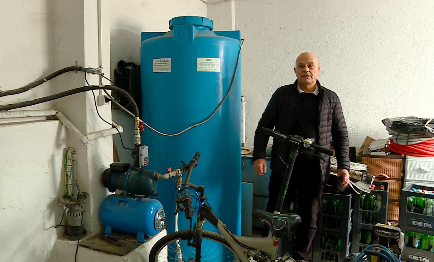 S ka ujë në Drenoc  banorët detyrohen të ndërtojnë rezervuare