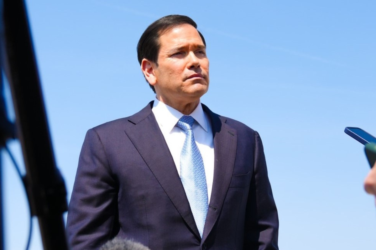 Rubio  Irani po përpiqet ta përdorë Ngushticën e Hormuzit si  mjet presioni ndaj botës 