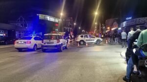 Aksident i rëndë në rrugën e Plastikave, motoçiklisti dërgohet me urgjencë në Spitalin e Qytetit