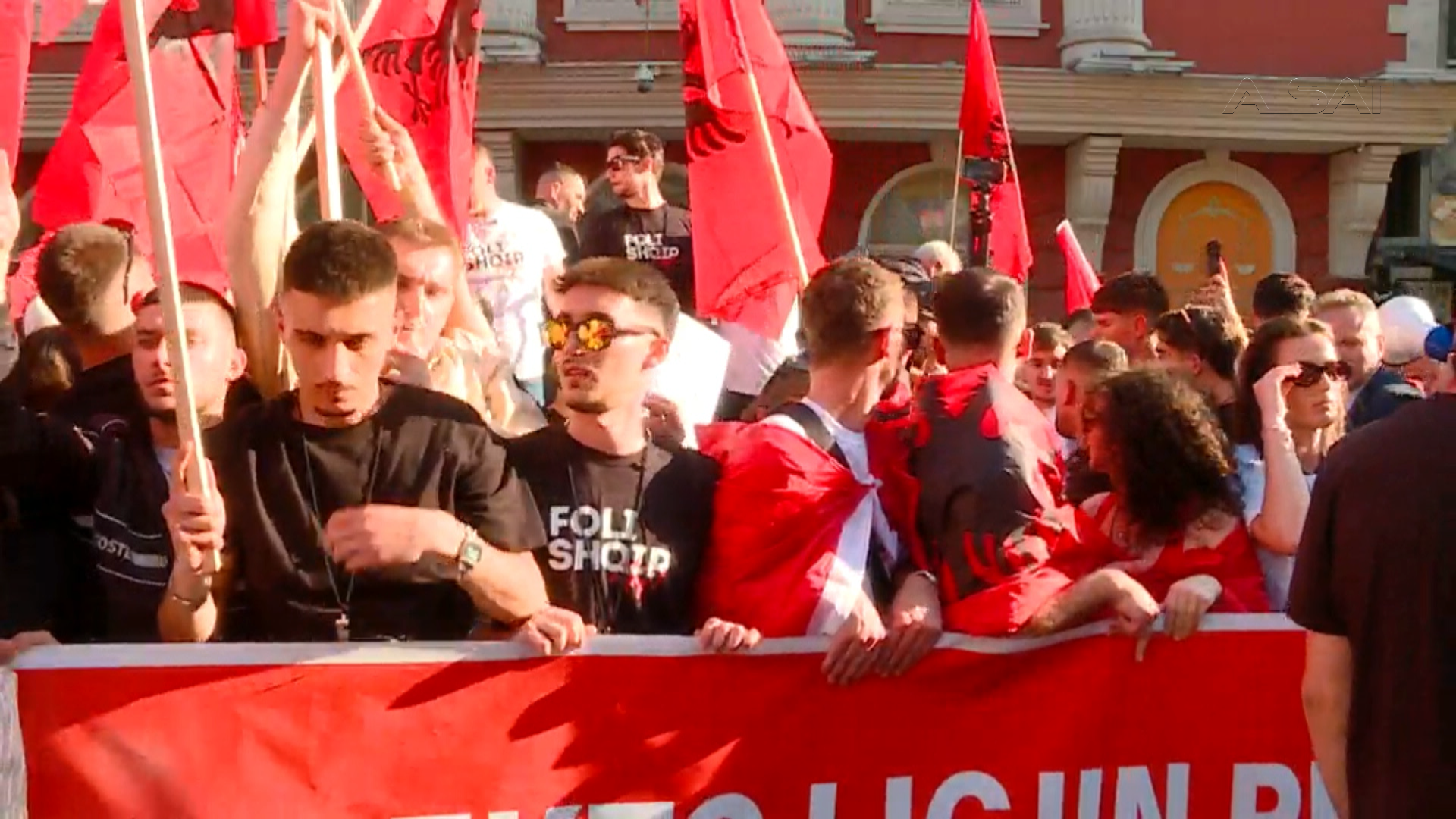 MPB: Tre persona të arrestuar gjatë protestës për prishje të rendit publik