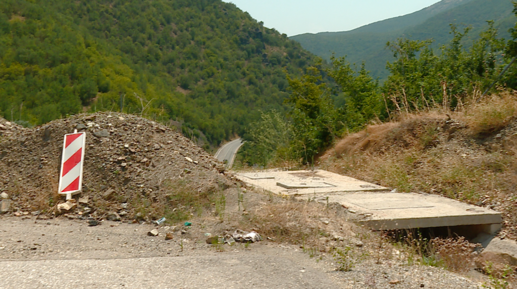familja-pagoi-2-800-euro-per-t-i-sjelle-trupat-ne-kosove-koci-ngre-disa-pyetje-per-aksidentin-tragjik-ne-shkup